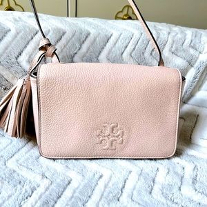 💗Valentines Special! 💗 Pink Tory Burch Thea Crossbody